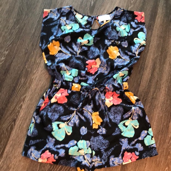 Yumi Kim Other - Yumi Kim 100% Silk Floral Romper/Open Back Slit